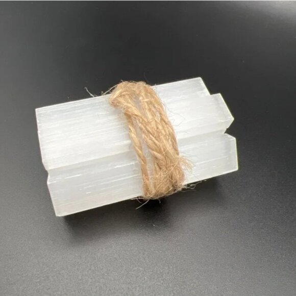 Pack of 10 Small Natural Selenite Hand Carved Bars - Picture 3 of 5